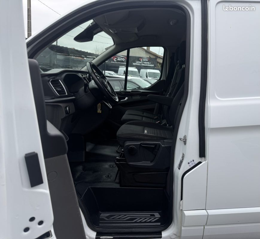Ford t.custom 320 l1h1 1.0 ecoboost 120ch phev titanium 2020 (image 11)