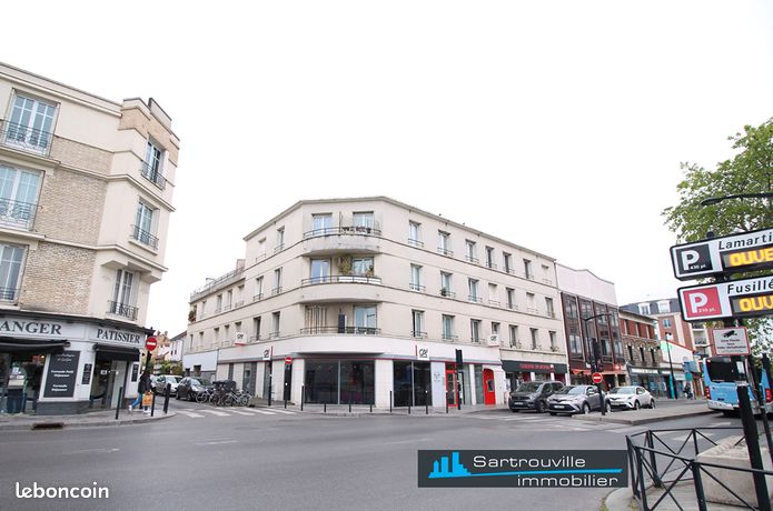 https://img.leboncoin.fr/api/v1/lbcpb1/images/b9/7e/3f/b97e3f00c8a905693d411b5ef3a0c83fb9c4e0b2.jpg?rule=ad-image
