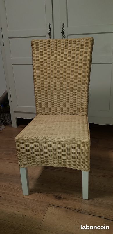 Chaises (image 1)