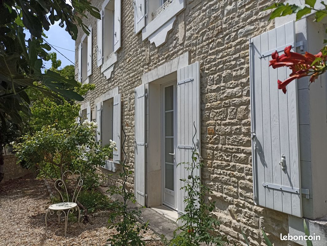 Maison 6 pièces 190 m² · à La Chapelle · 190 m² · 244 500 €