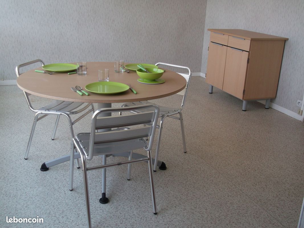 Appartement 3 pièces 60 m² · à Mortain-Bocage · 60 m² · 300 €/mois