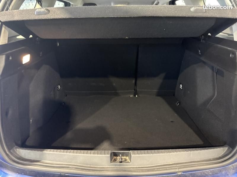 Dacia Duster 1.0 TCe 90ch Confort 4x2 - E6U (image 14)