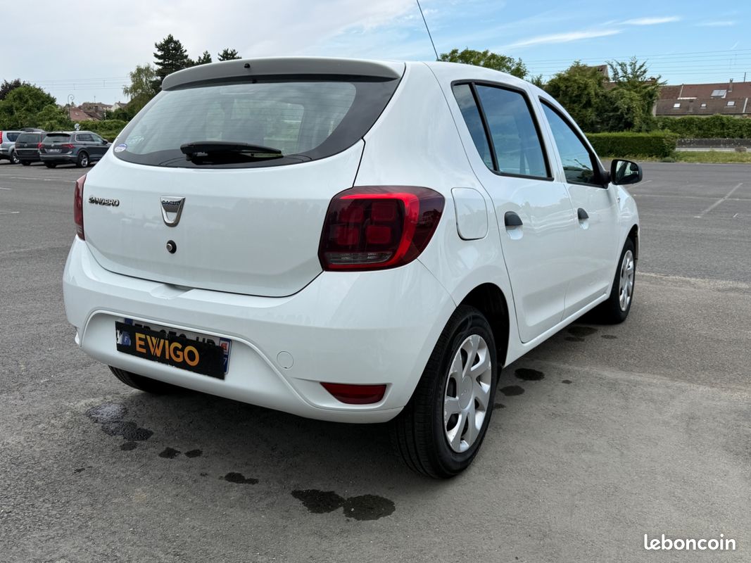 DACIA SANDERO 1.5 DCI 75 ch AMBIANCE - VITRE ELECTRIQUE - DISTRIBUTION POUR LA VENTE (image 6)
