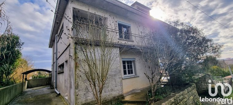 Propriété 7 pièces 174 m²