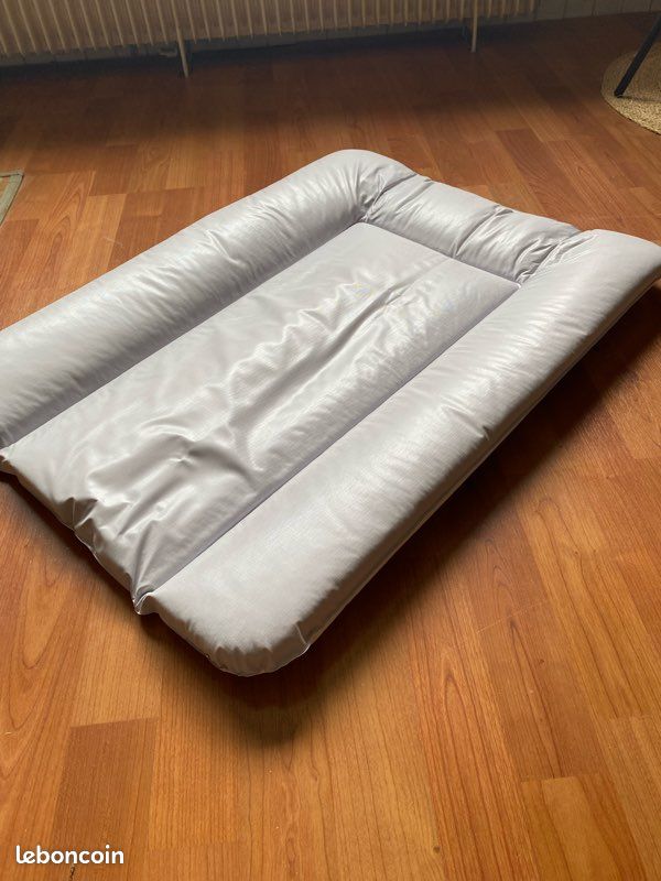 Matelas à langer bébé (image 1)