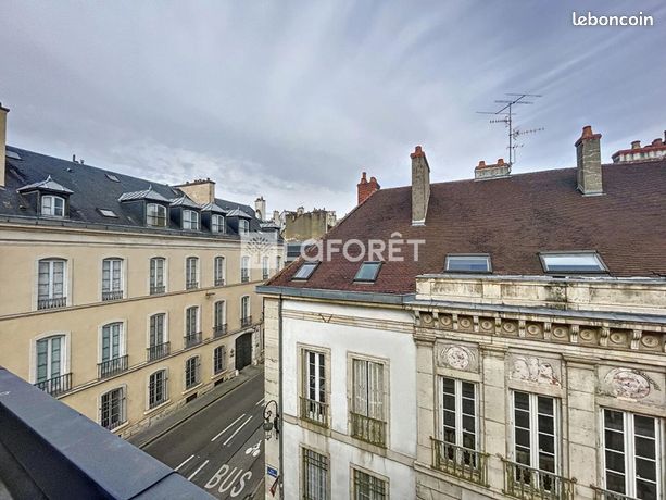 https://img.leboncoin.fr/api/v1/lbcpb1/images/b9/81/ac/b981accdb8dd0e1f9ffdb72d961015ba8fac05e4.jpg?rule=ad-image
