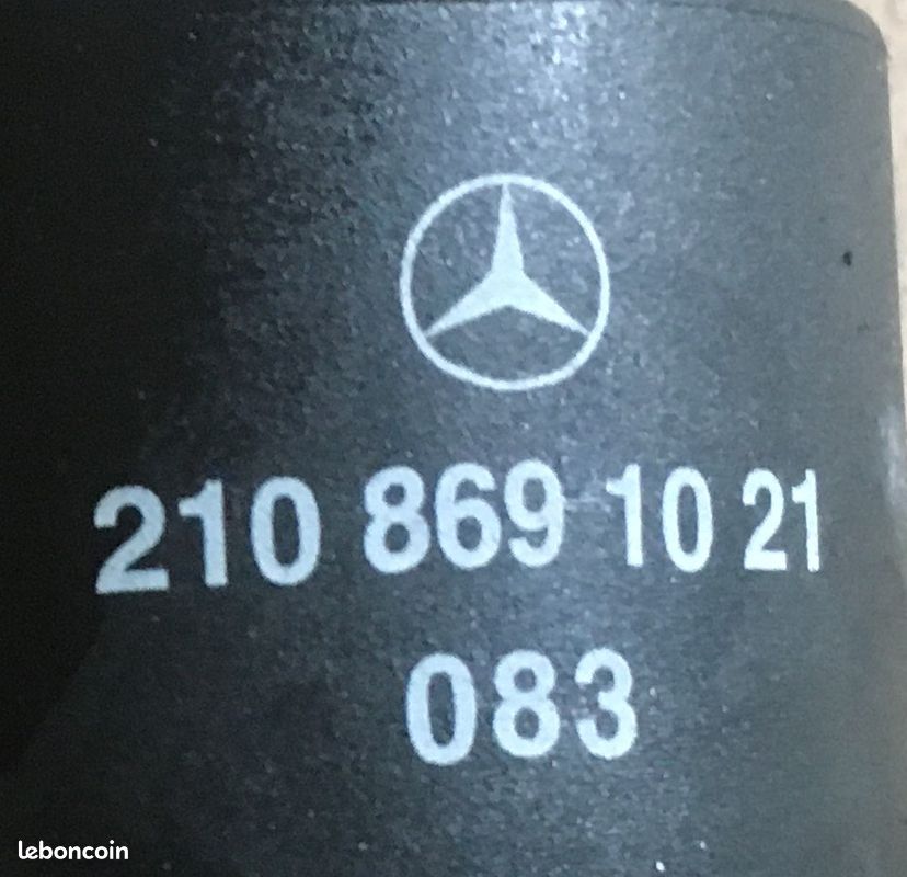 D’occasion Pompe lave glace 2108691021 pour Mercedes classe A W168 de 1997 à 2004 (image 2)
