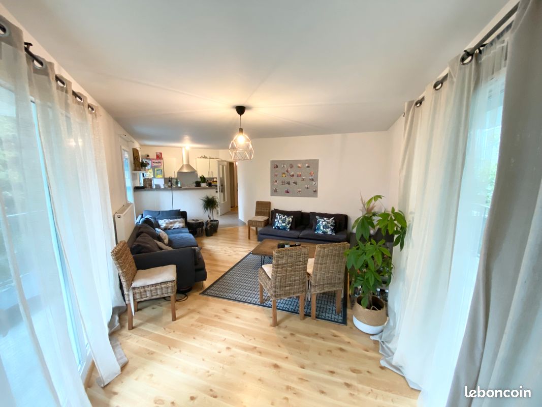 Appartement 4 pièces 90 m² · à Tourcoing · 90 m² · 1 095 €/mois