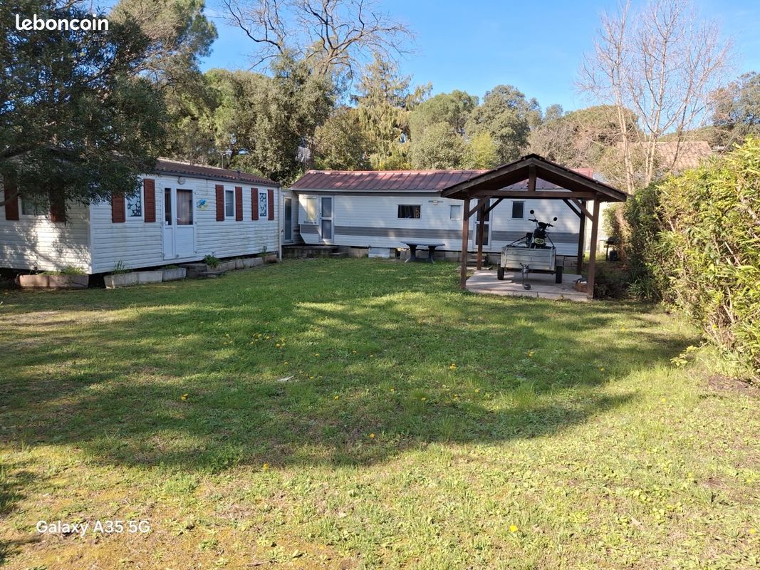 Vente terrain avec 2 mobils home (image 1)