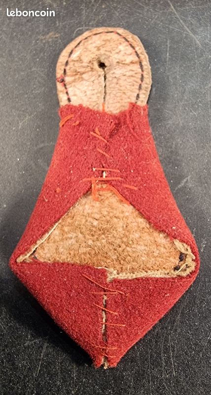 Militaria WW2 pucelle Santé 1944 / 1945 (image 2)