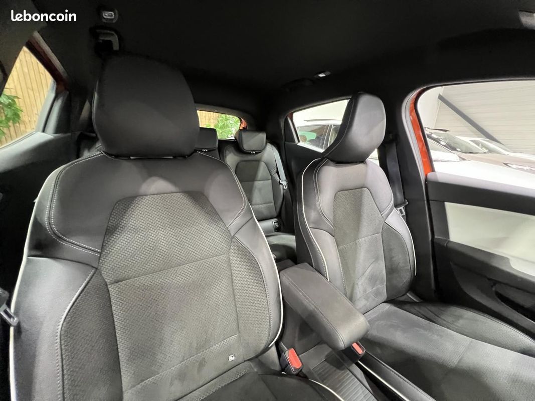RENAULT CLIO 1.0 TCE 90 INTENS garantie 1an (image 44)