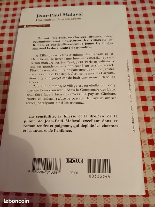 Livre une maison dans les arbres (image 2)