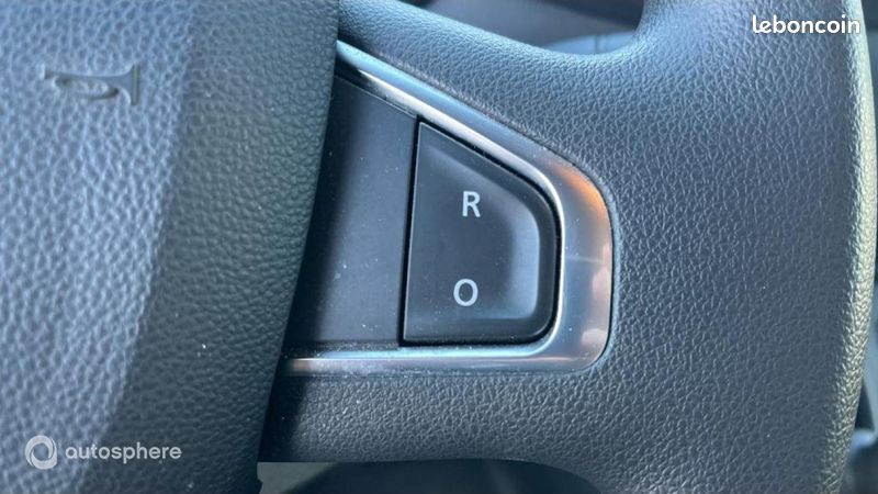 Renault Master Véhicule utilitaire ou Société F3500 L3H3 2.3 Blue dCi 135ch Confort Euro6E (image 25)