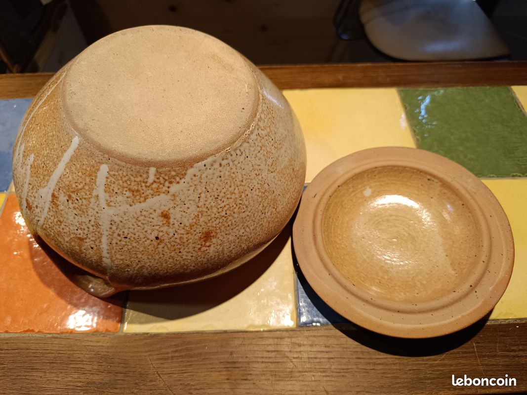 Soupière en grès (image 3)