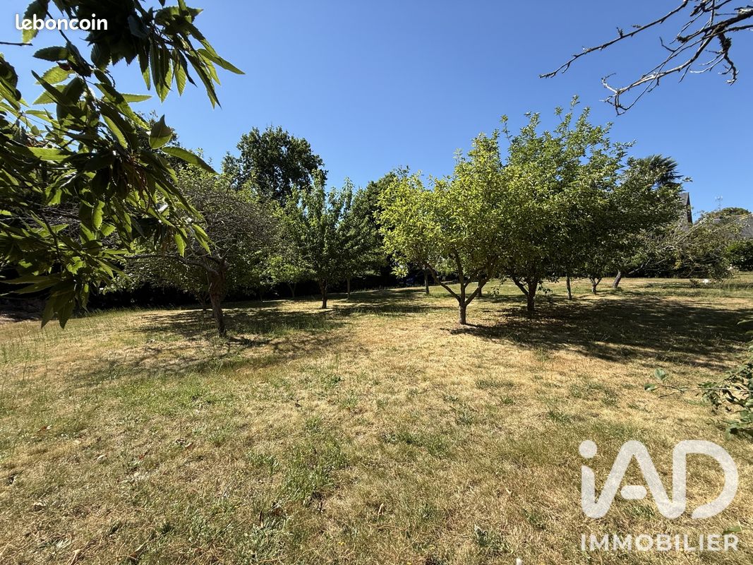 Terrain 852 m² · à Guignen · 852 m² · 96 000 €