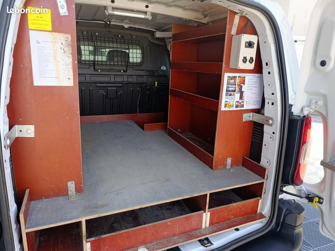 CITROEN BERLINGO M 1000kg BlueHDi 100 S&S BVM Worker (image 18)
