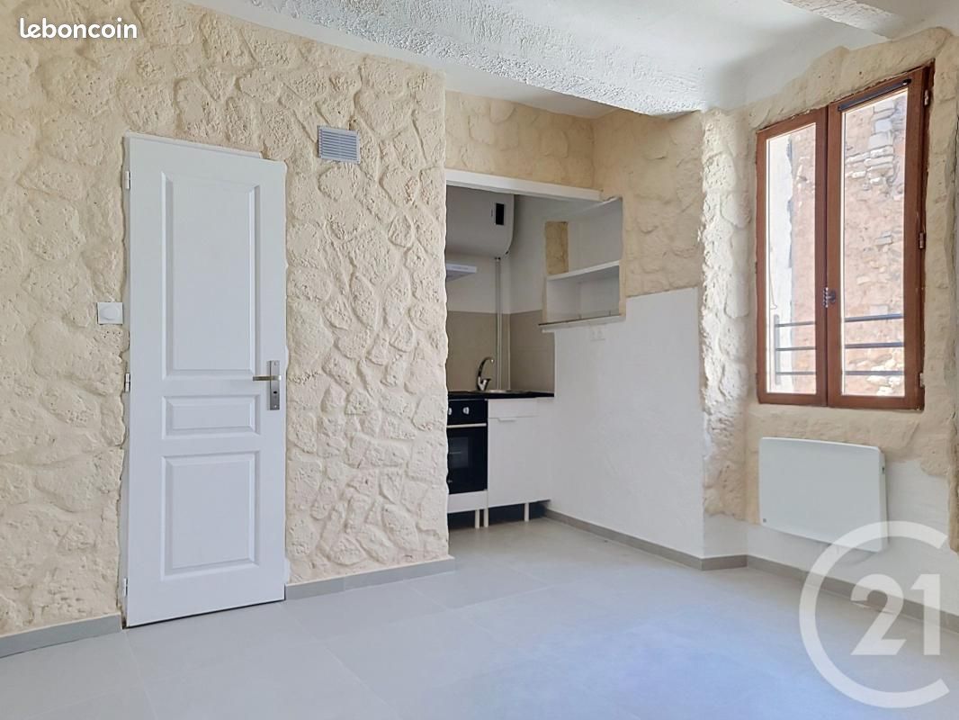 Appartement 1 pièce 17 m² · à Draguignan · 17 m² · 430 €