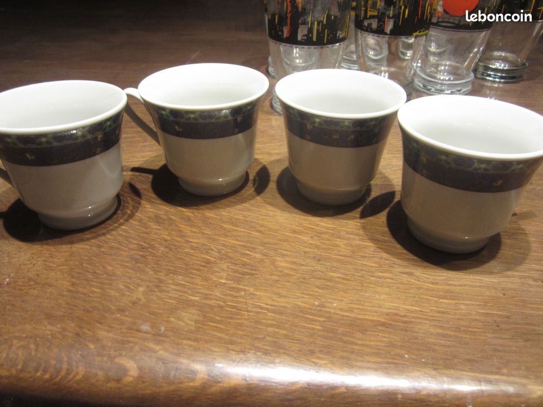 Lot de 4 tasses à café (image 1)