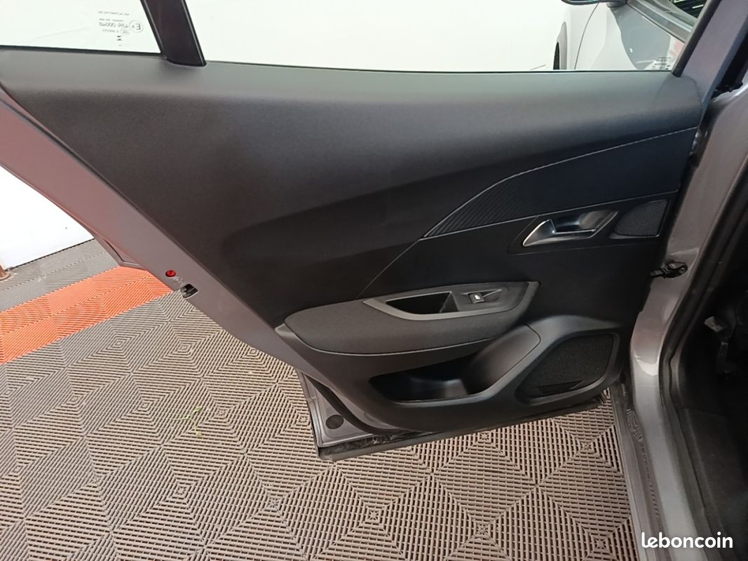 Peugeot e-2008 (2) ELECTRIQUE 50 kWh ACTIVE (image 26)