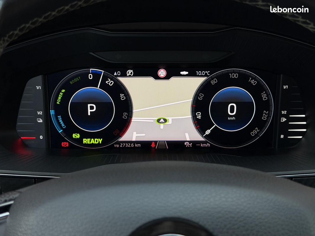 SKODA SUPERB Sportline TSI PHEV Hyrbide recharg 218 DSG 1ère Main Attelage Caméra Kessy GPS (image 13)