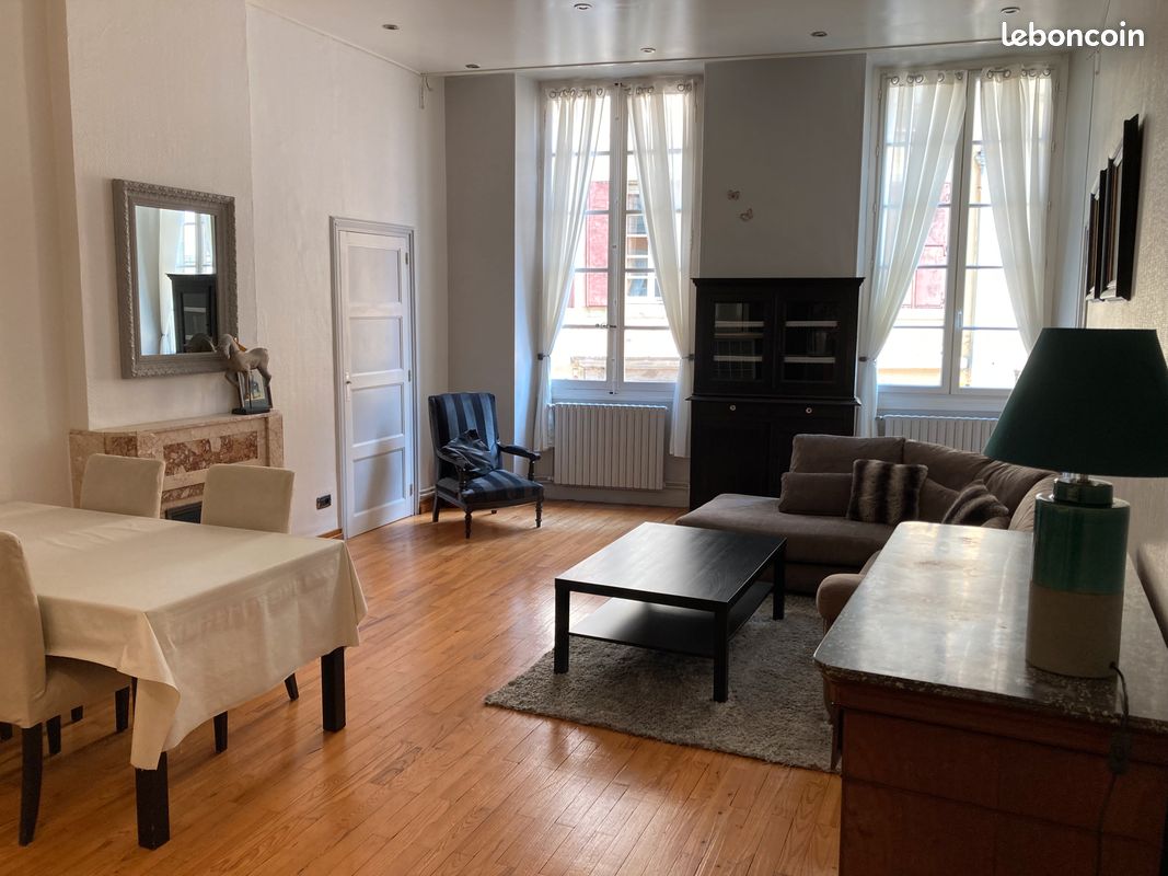 Appartement 3 pièces 84 m² · à Chambéry · 84 m² · 1 190 €/mois