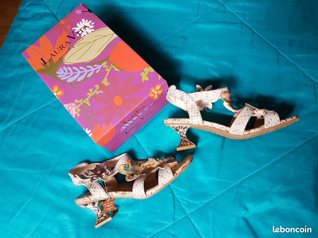 Laura Vita Sandales / nu-pieds Femme Beige pointure 41 - Neuve (image 14)