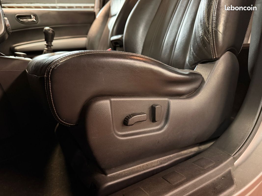 NISSAN X-TRAIL II 2.0 DCI 150 1ère Main (image 19)