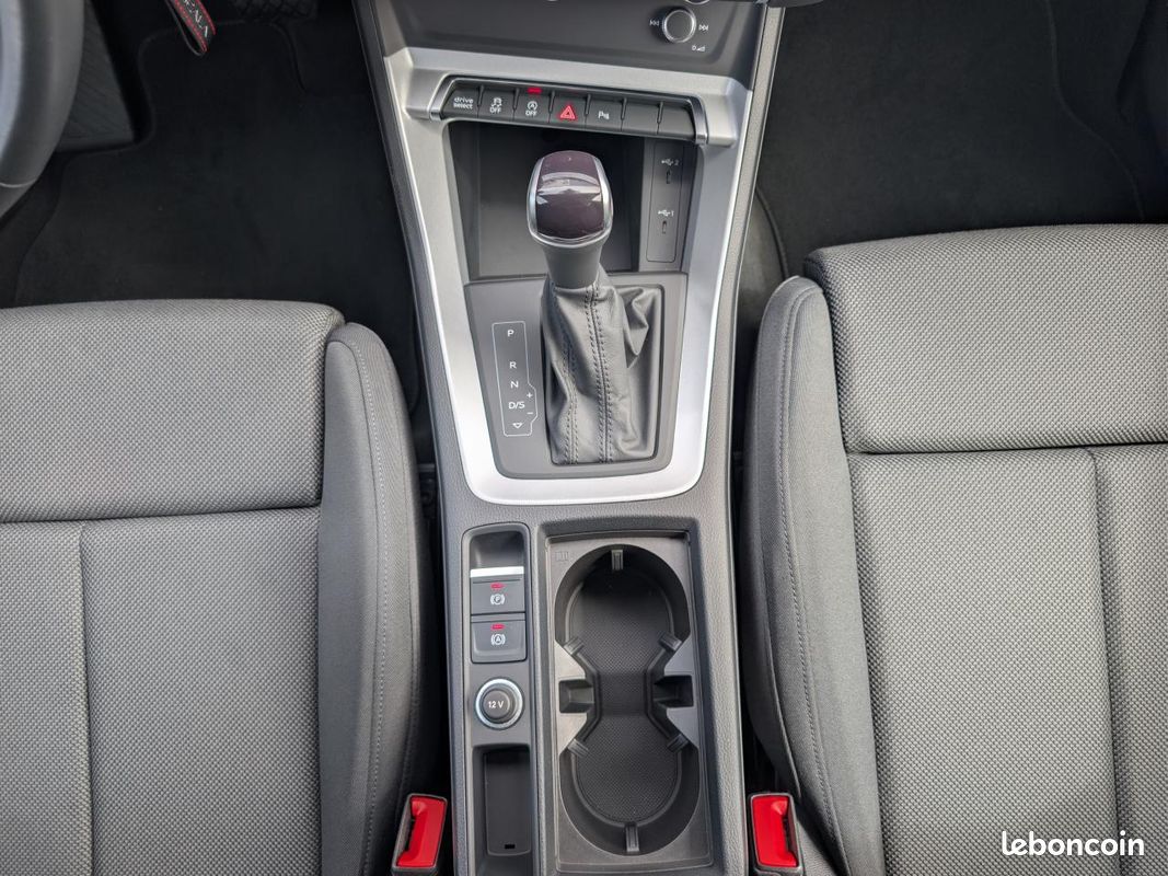 AUDI Q3 Sportback 35 TDI 150 ch Design S-tronic 7 (image 23)