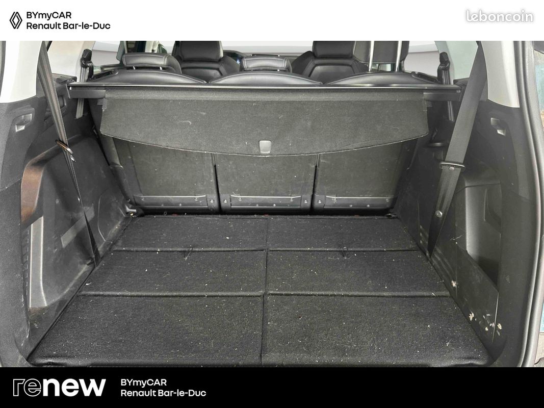 PEUGEOT 5008 PureTech 130ch S&S EAT8 Allure (image 13)
