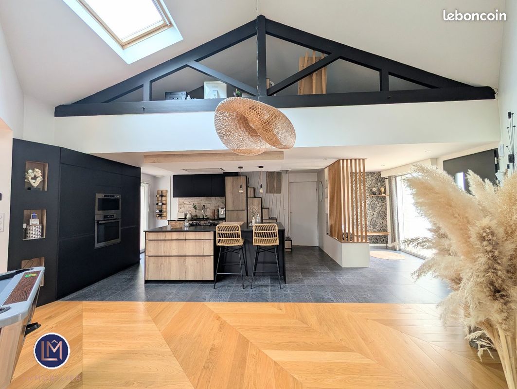 Maison 6 pièces 180 m² · à La Chevrolière · 180 m² · 535 000 €