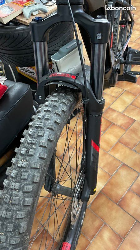Fourche VTT AE Suntour XCR 34 2020 - 27,5 - 500 km - état neuf (image 2)