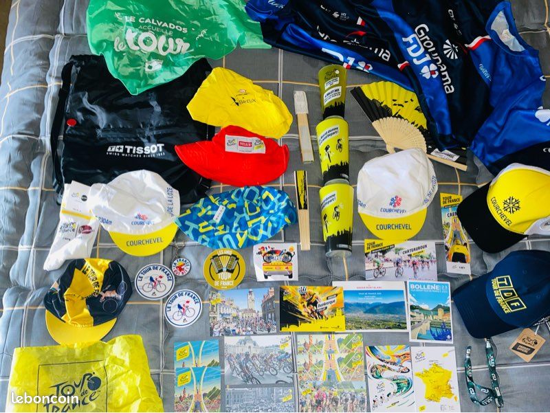 Lot De 2 Cartes Postales Officielles Tour De France 2023 - édition Puy De Dôme