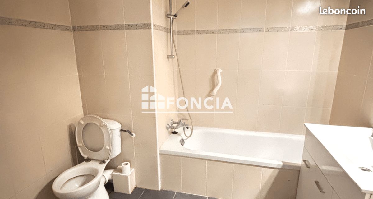 Parking 2 pièces 39 m² · à Toulon · 39 m² · 115 000 €