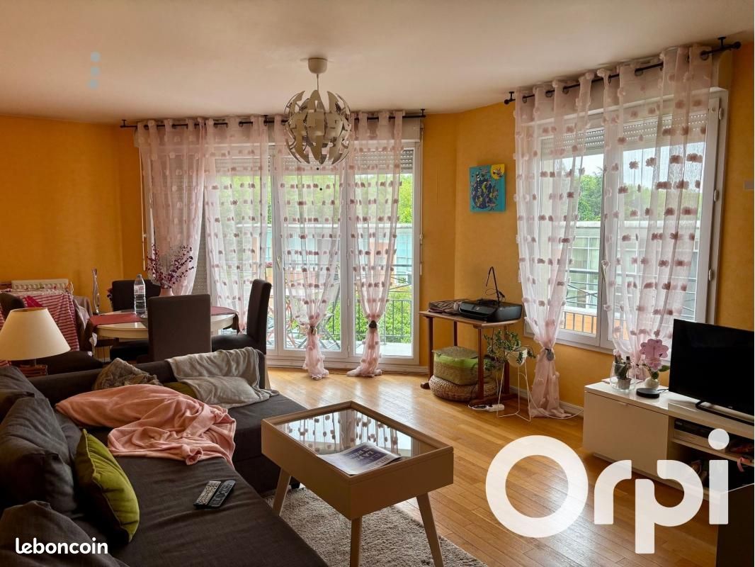 Appartement 3 pièces 68 m² · à Élancourt · 68 m² · 1 119 €/mois