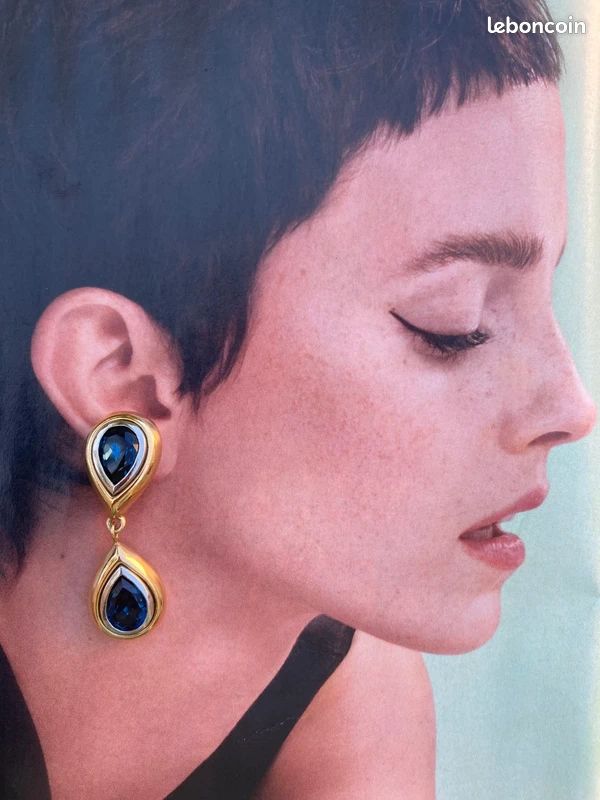 Boucles d’oreilles clip vintage années 80 Yves Saint Laurent par Goossens avec cabochons en verre (image 4)