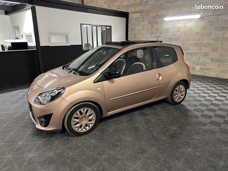 Renault TWINGO II 1.5 DCI 75CH MISS SIXTY ECO² PREMIÈRE MAIN GARANTIE 60 MOIS POSSIBLE (image 3)
