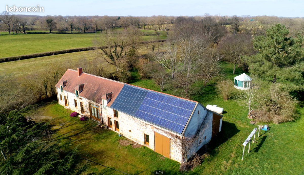 Maison 6 pièces 150 m² · à Vesdun · 150 m² · 230 000 €