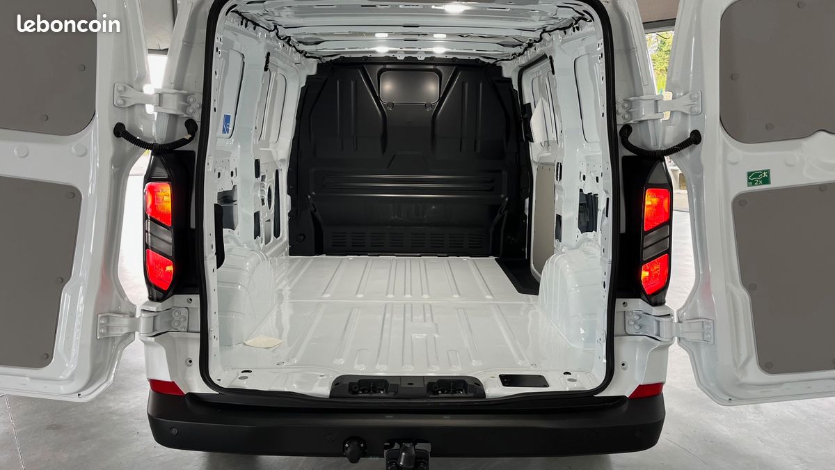 25 990 HT - ford transit custom trend 280 l1h1 2.0 ecoblue 136 cv blanc / neuf / tva recuperable (image 5)