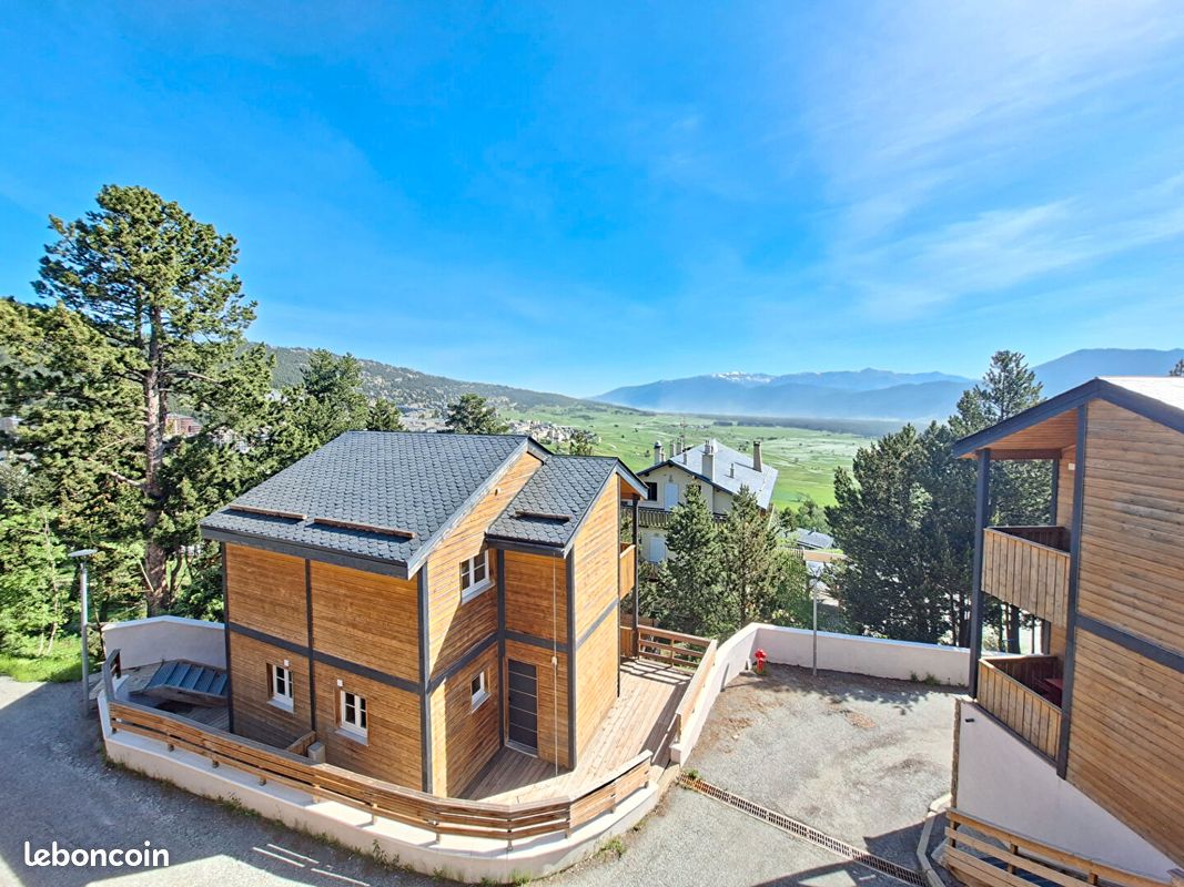 Maison 4 pièces 77 m² · à Les Angles · 77 m² · 385 000 €