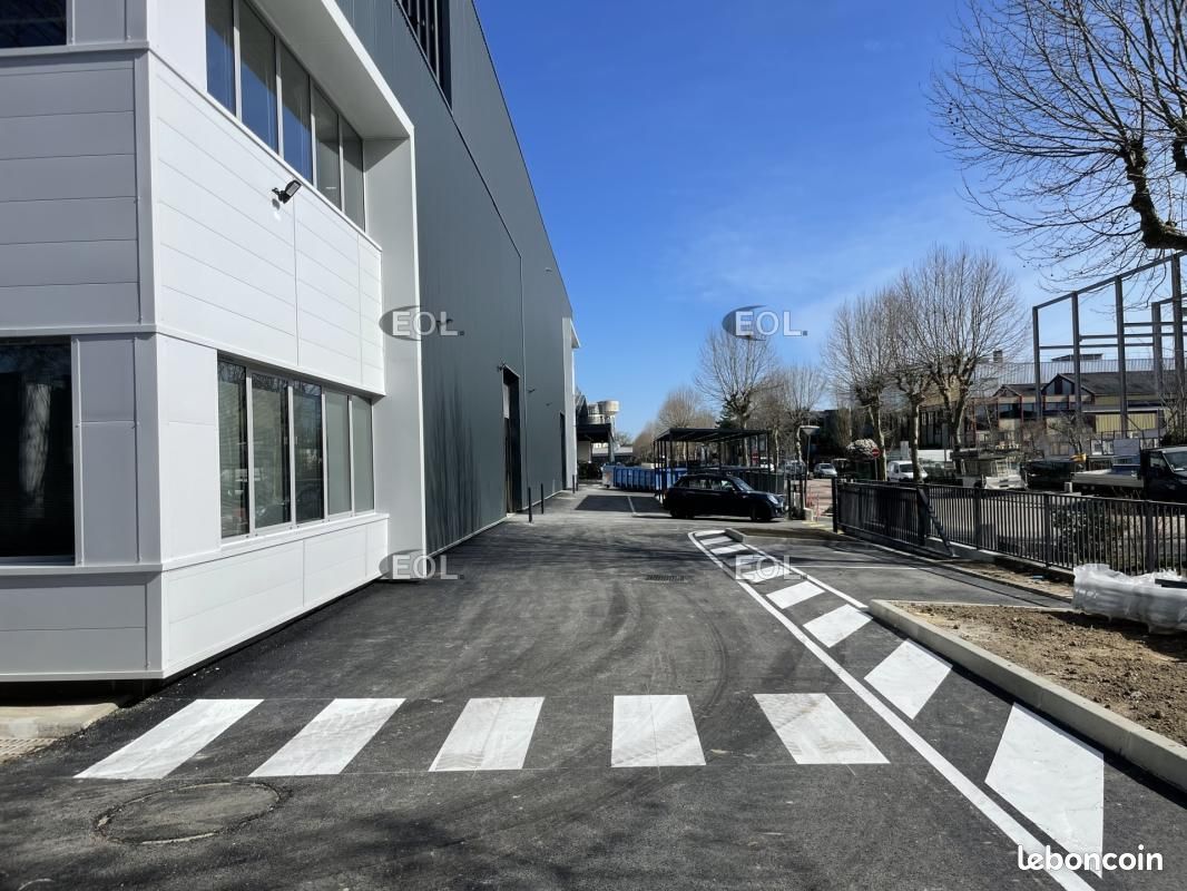 Local industriel 969 m² (image 7)