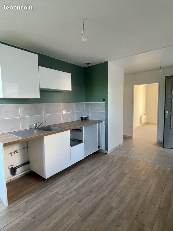 Maison 4 pièces 84 m² · à Baugé-en-Anjou · 84 m² · 890 €/mois