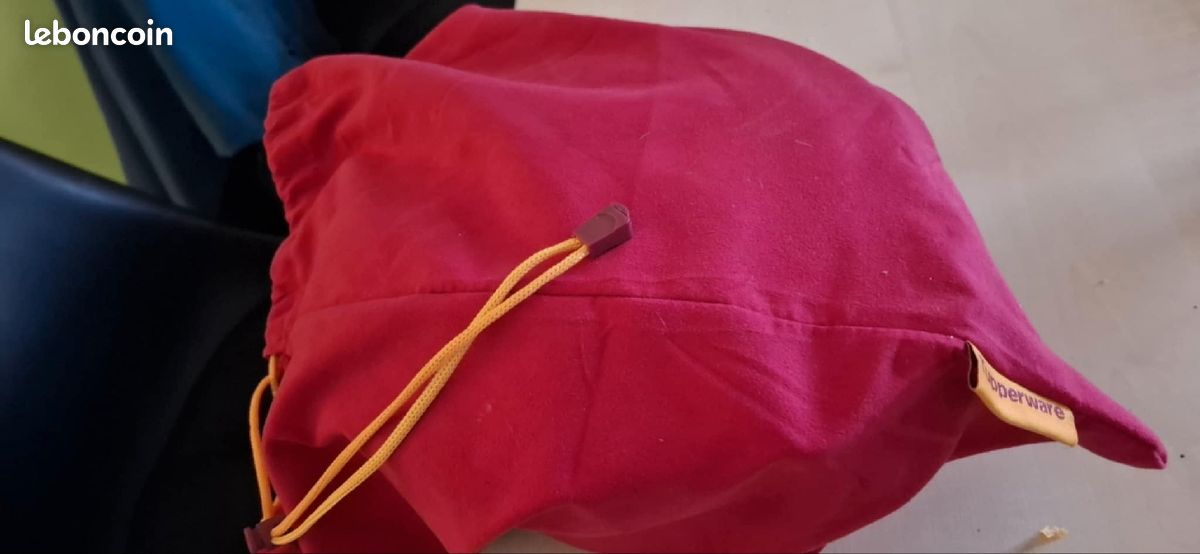 Cocotte micro ondes Tupperware Neuve avec son sac de rangement (image 3)