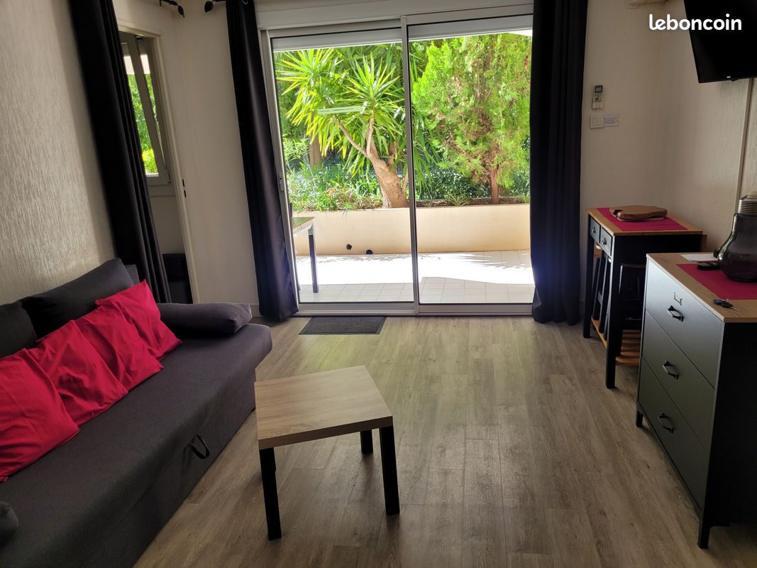 Appartement 1 pièce 25 m² · à Fréjus · 25 m² · 600 €/mois