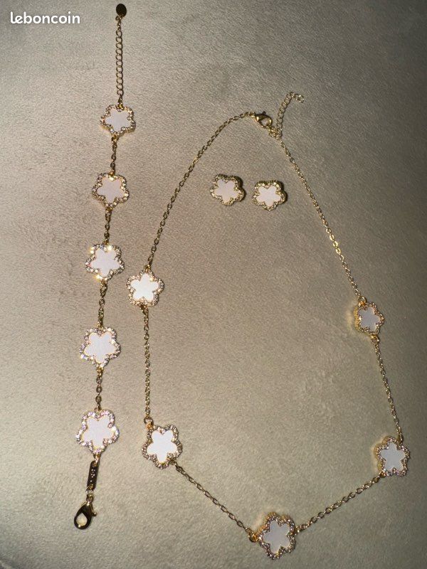 Parure trèfle acier inoxydable Montres Bijoux