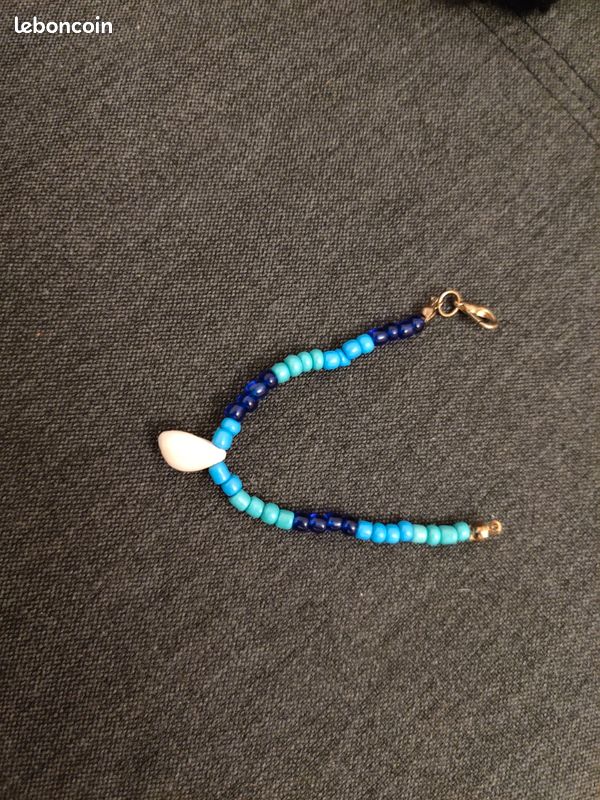 Bracelet bleu et vert avec coquillages pour enfant (image 2)