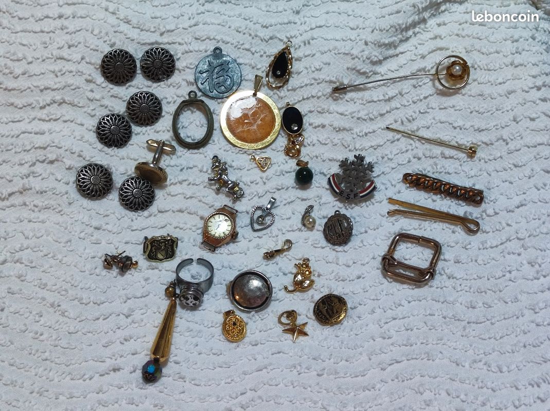 Lot De Bijoux Vintage Rétro De Qualité – Pièces Rares Et Uniques, Occasion à Vérifier