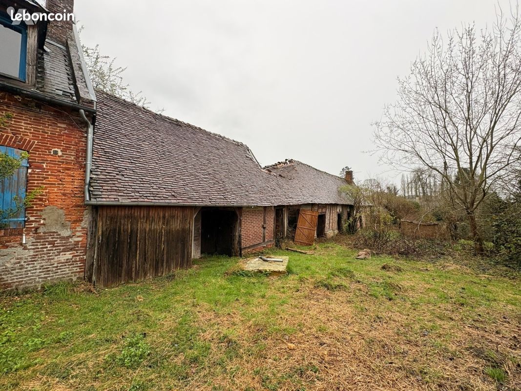 Terrain 685 m² · à Forges-les-Eaux · 685 m² · 49 000 €