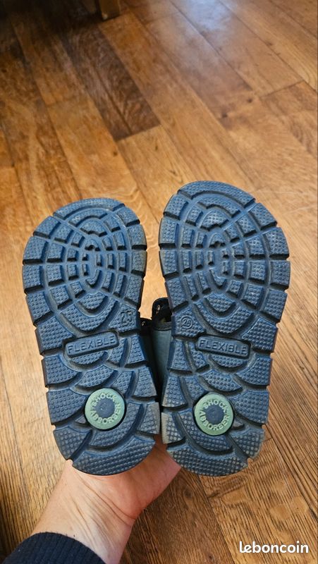 Sandale enfant T 26
Sandalen (image 3)