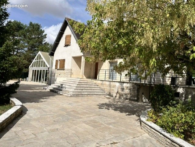 Maison 7 pièces 188 m² · à Brienon-sur-Armançon · 188 m² · 270 000 €