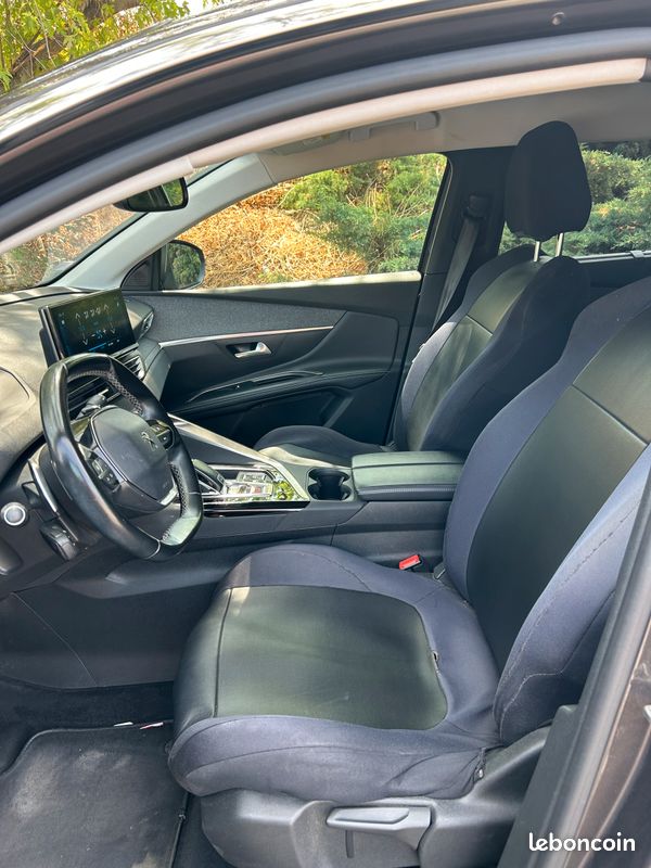 Peugeot 5008 (image 3)